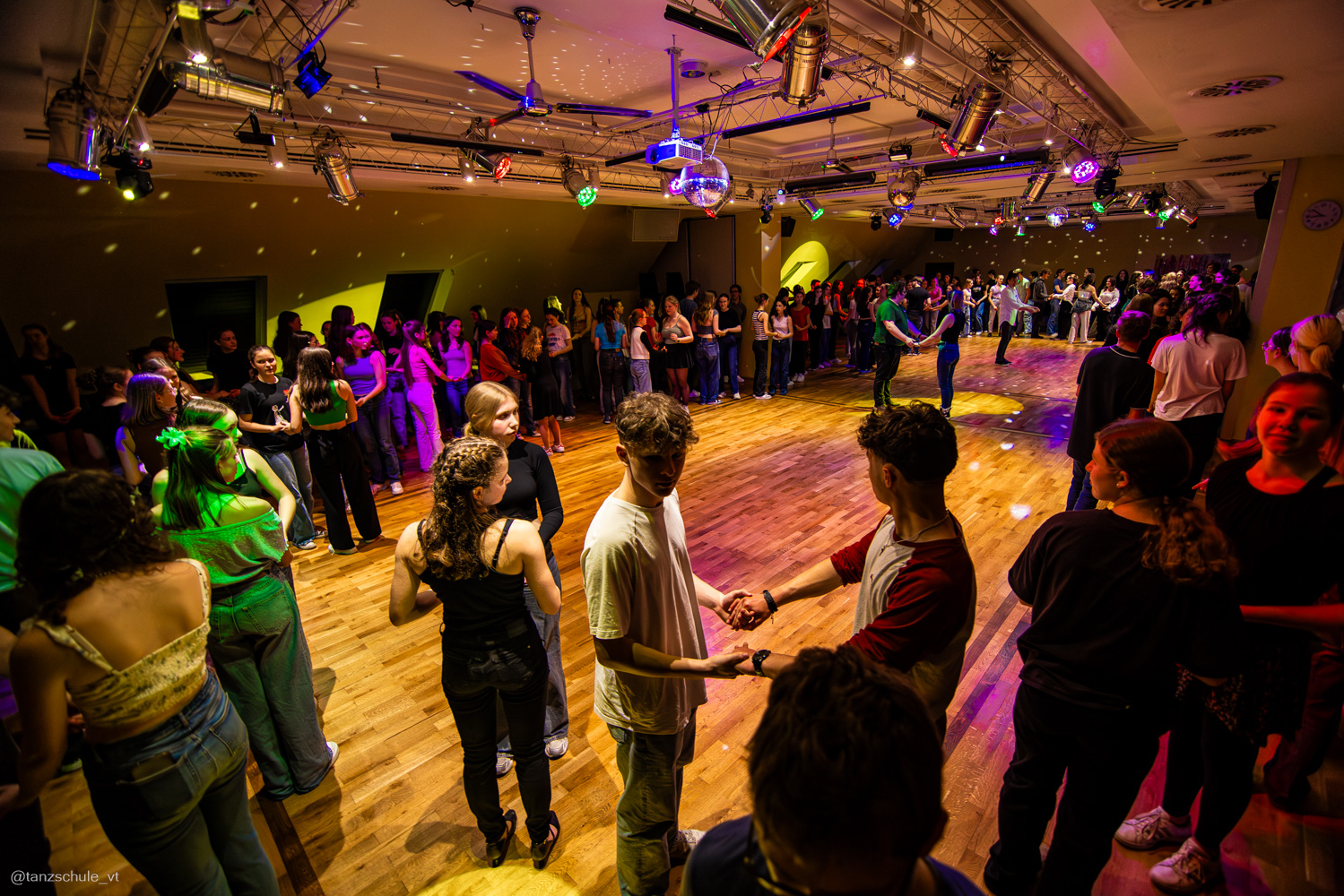 20240420 Huckepack Tanzparty 4182